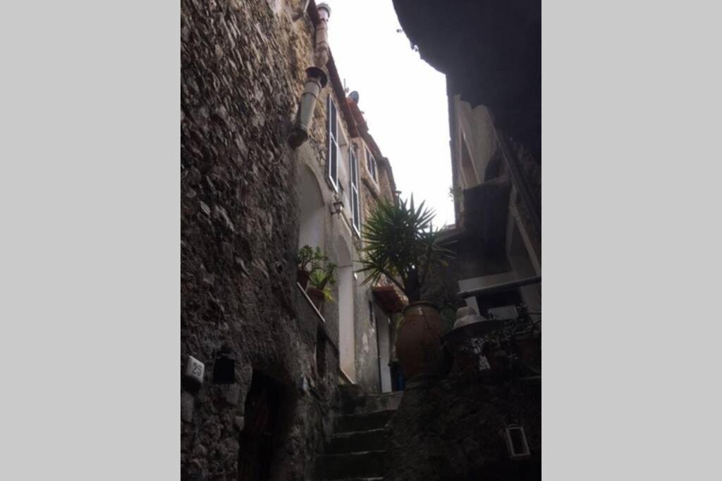 Vila Casa Venezia In Airole, Liguria, Italy Exteriér fotografie
