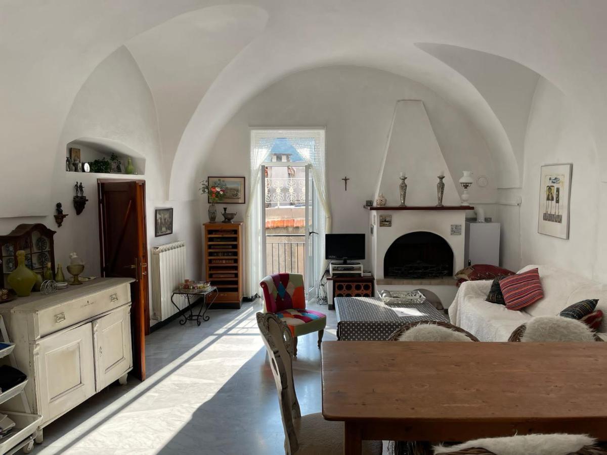 Vila Casa Venezia In Airole, Liguria, Italy Exteriér fotografie